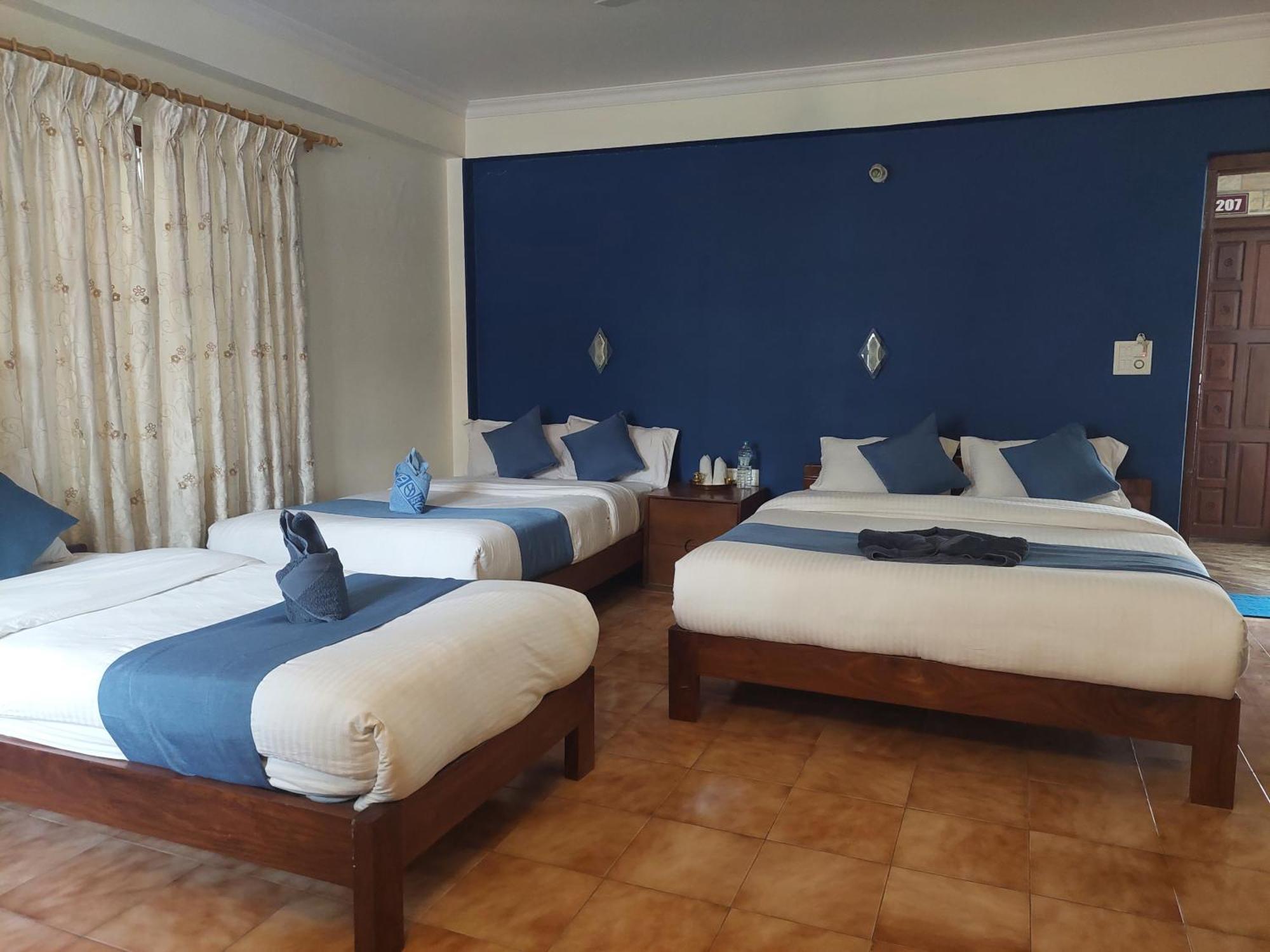 Blue Planet Lodge & Restaurant Pokhara Exterior photo