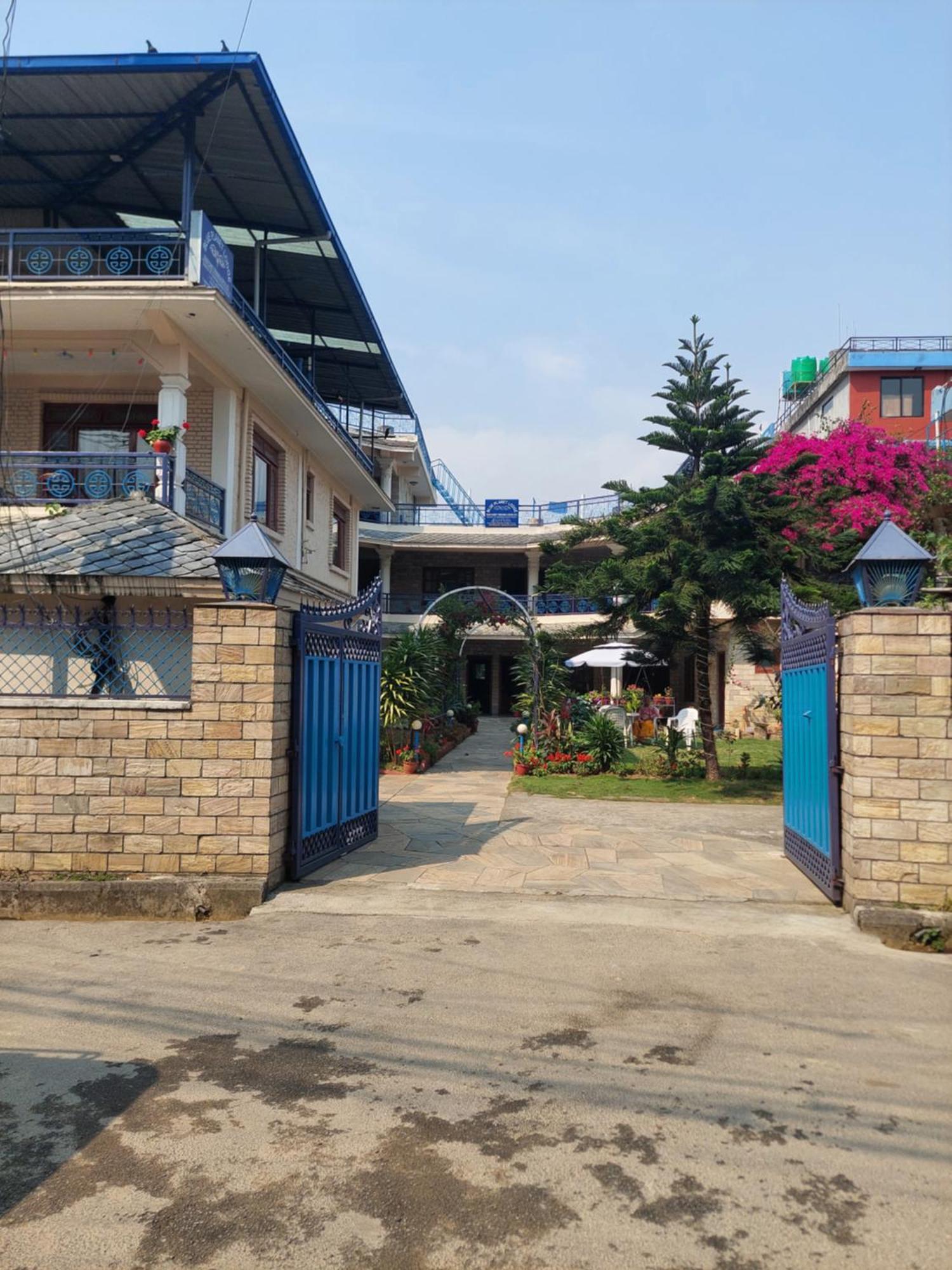 Blue Planet Lodge & Restaurant Pokhara Exterior photo